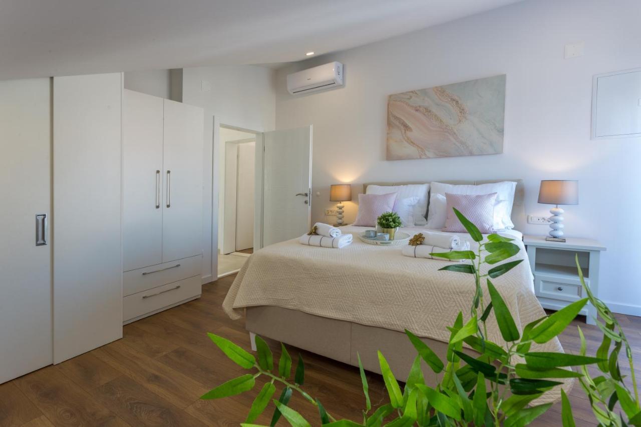 Apartament Golden View Penthouse Hvar Town Zewnętrze zdjęcie